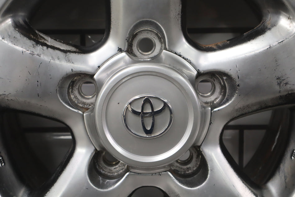 2002 Toyota Land Cruiser- Wheel
