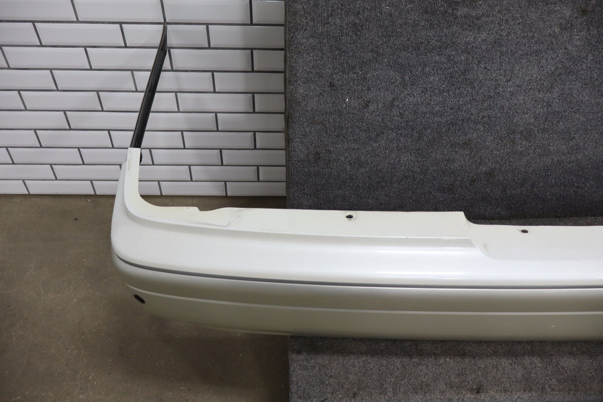 995-1999 Toyota Crown Rear Bumper White 2BK OEM JZS151 See Photos