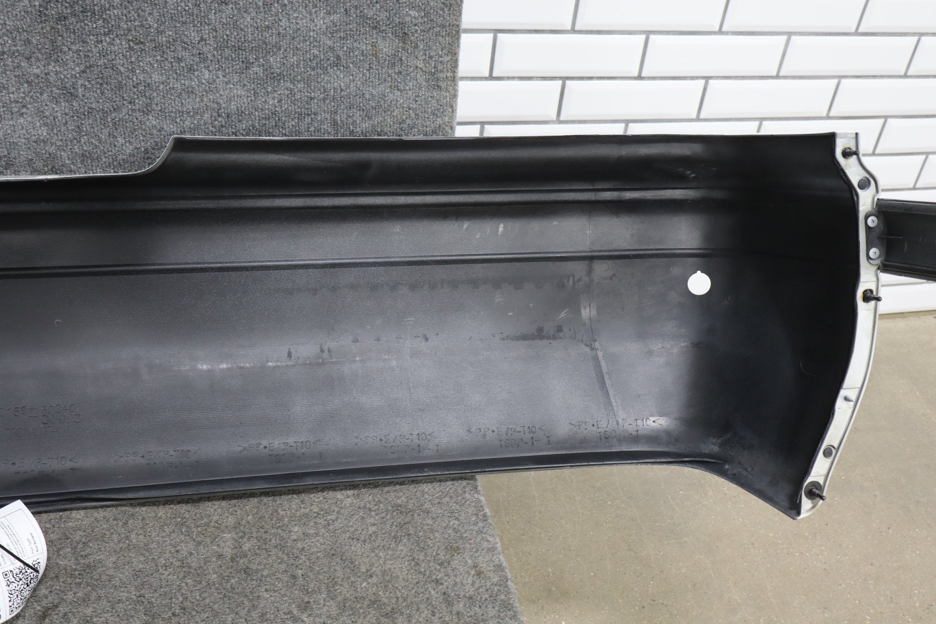 995-1999 Toyota Crown Rear Bumper White 2BK OEM JZS151 See Photos