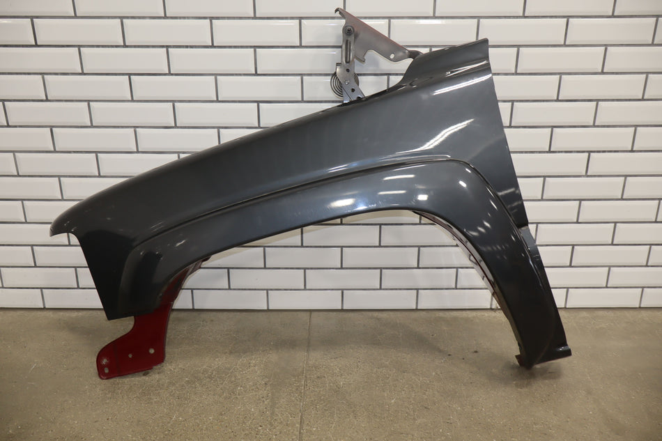 2004 Chevrolet Suburban 2500- Left Fender
