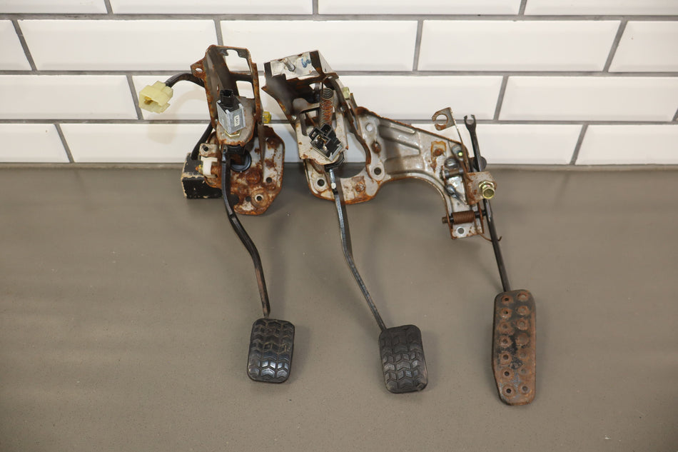 1999 Mazda MX-5 Miata- Pedal Assembly