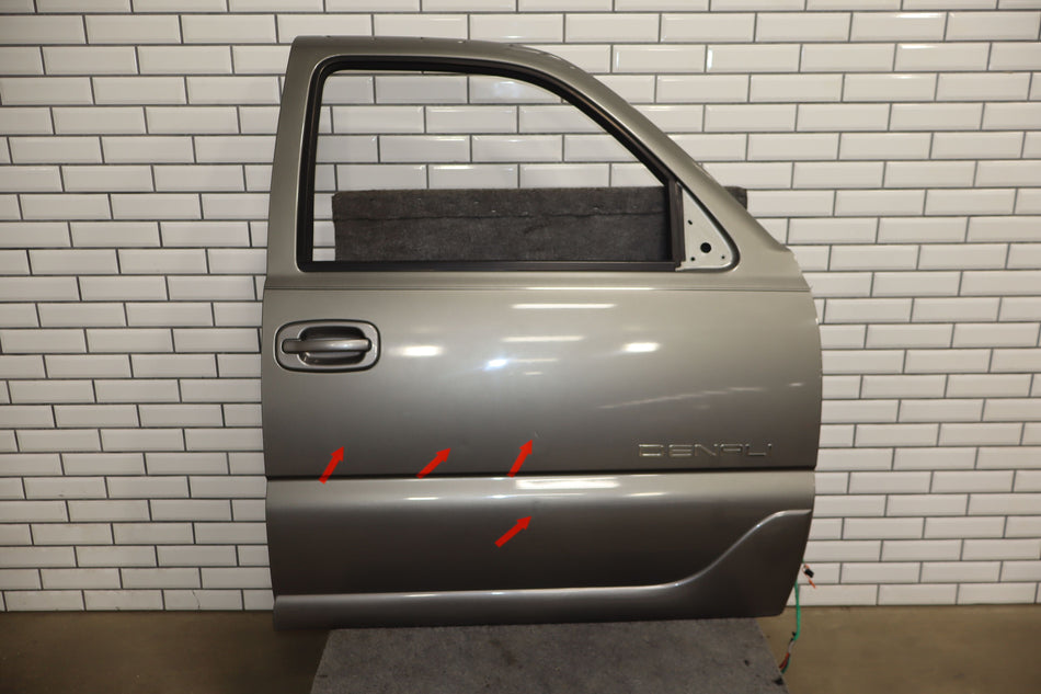 2001-2006 GMC Yukon Right Front Door Steel Grey 16U 15017224