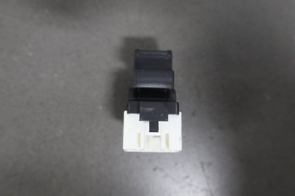 2007 Toyota 4Runner N210- Right Front Window Switch