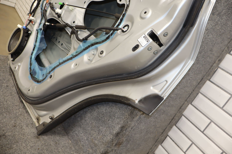 2012 Lexus GX460- Right Rear Door