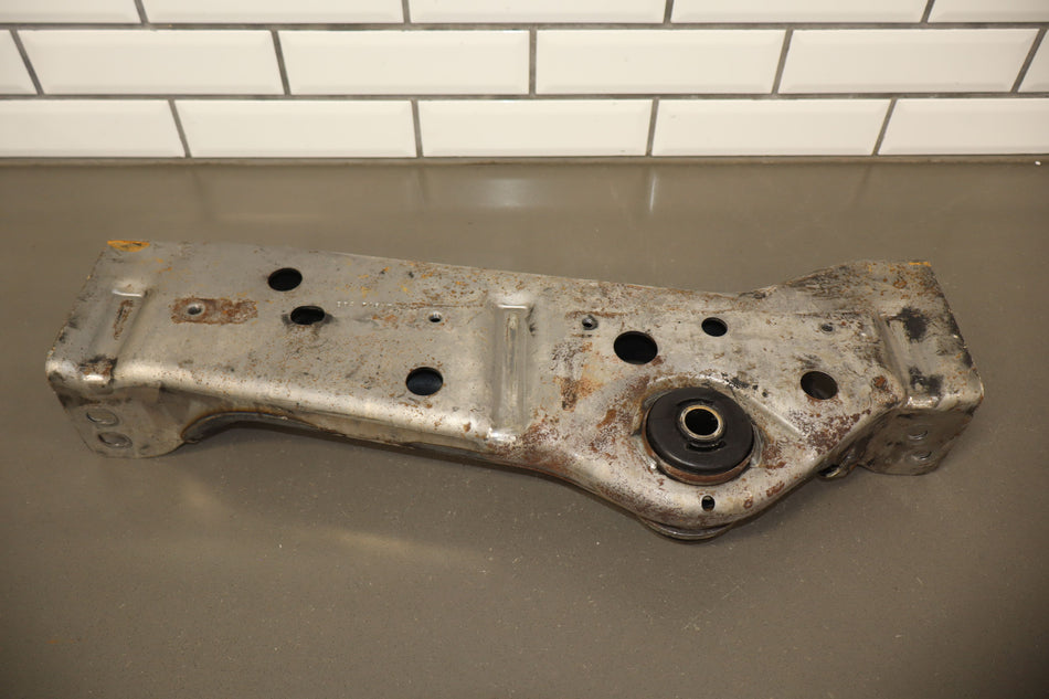 2007 Hummer H2- Transmission Crossmember