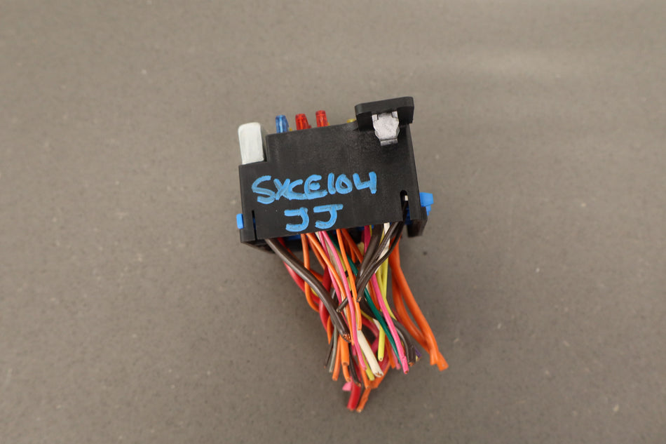 Cabin Fuse Box, 1999, Chevrolet, Suburban 2500