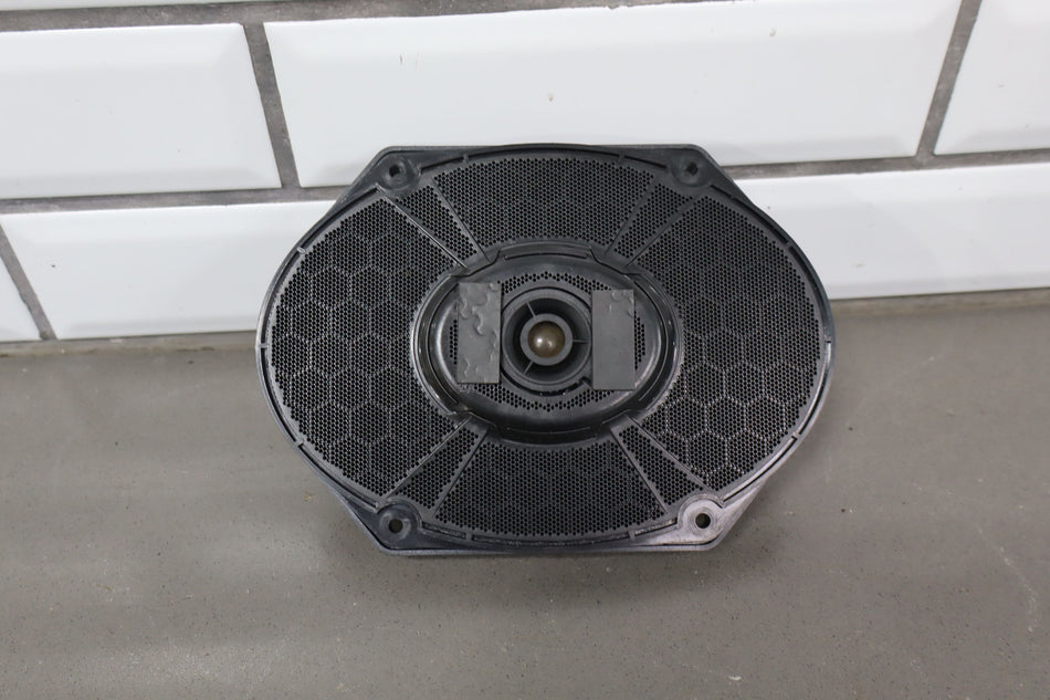 2011 Ford Mustang- Speakers