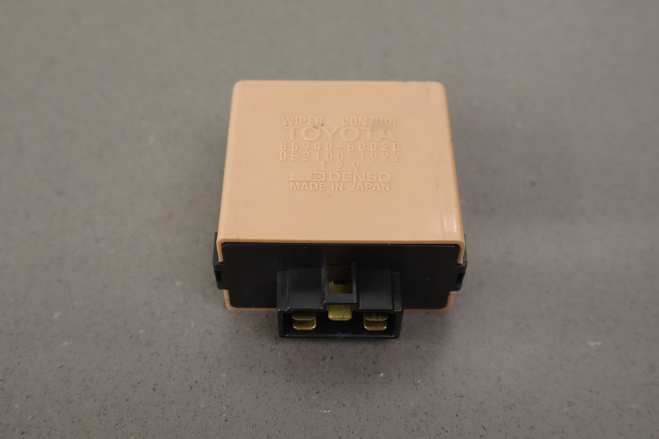 1996 Lexus LX450- Chassis Control Module