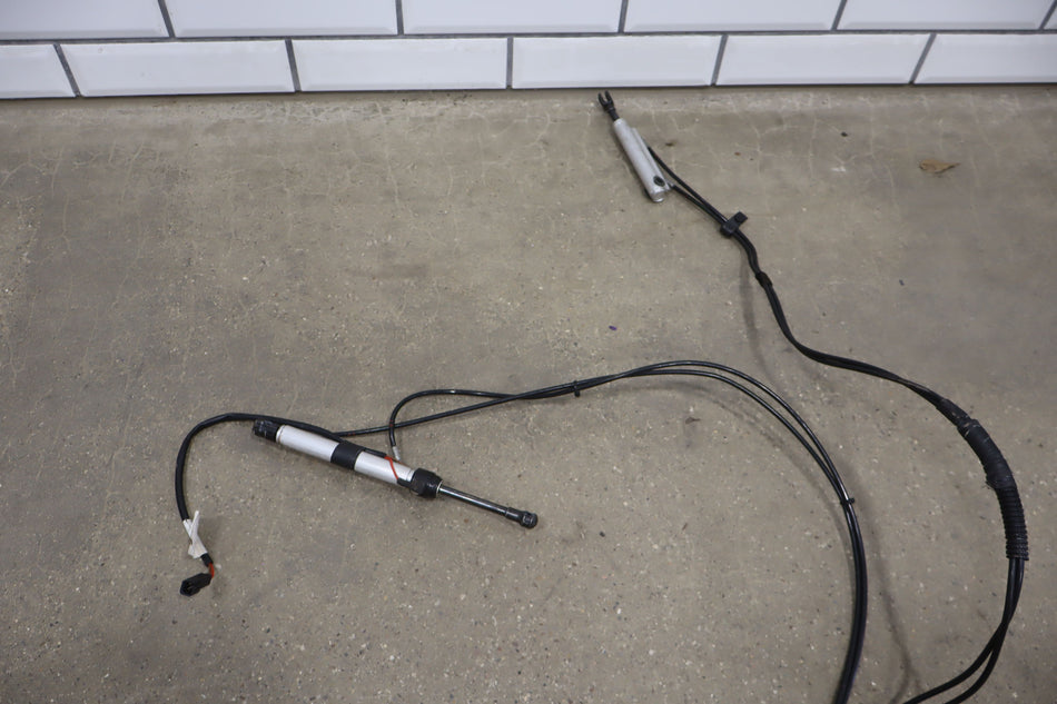 2005 Chevrolet Corvette Convertible Top Hydraulic Cylinder OEM