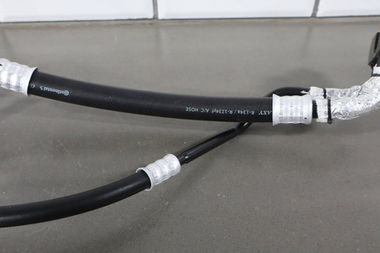 A/C Manifold Hose Assembly for Ford F - 250 F - 350 F - 450 Super Duty 03 - 07 Excursion