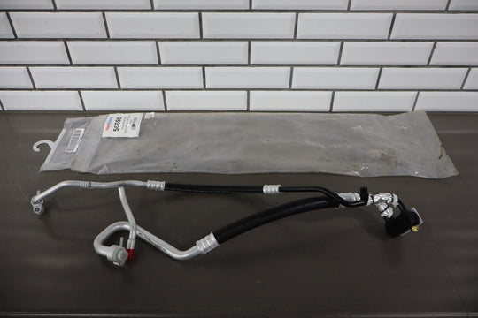 A/C Manifold Hose Assembly for Ford F - 250 F - 350 F - 450 Super Duty 03 - 07 Excursion