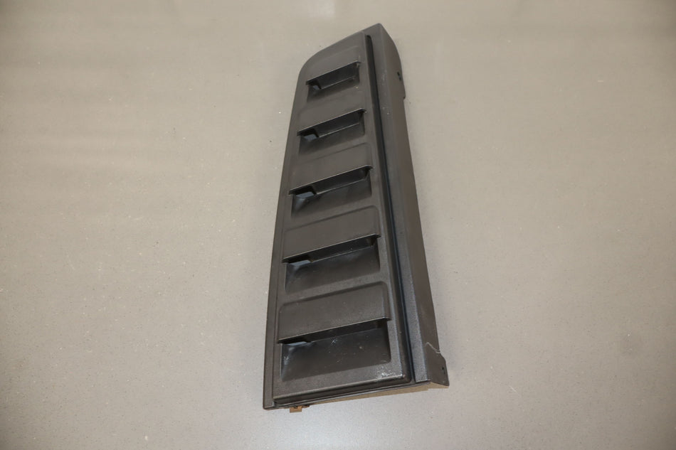 03-09 Hummer H2 Left Driver Tail Light Upper Trim Panel / Molding (Black)
