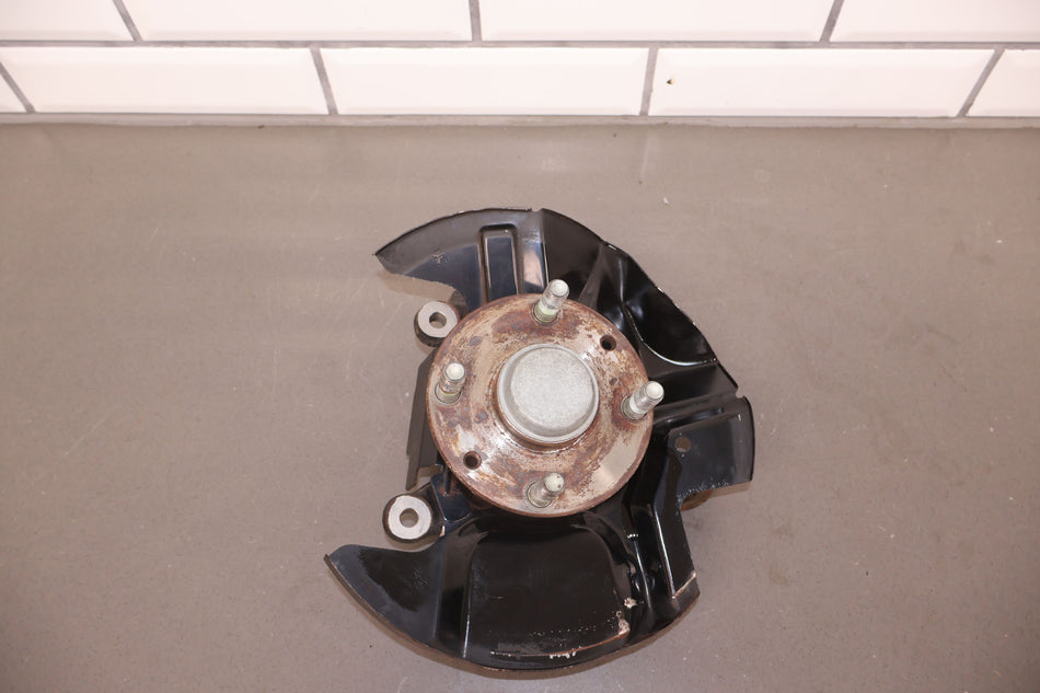 2001-2005 Mazda MX-5 Miata Right Front Spindle NE4533021