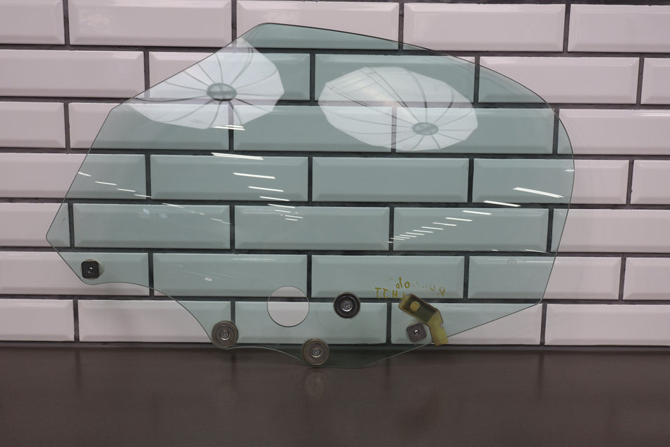 2017 Fiat 124 Spider- FRONT DOOR GLASS/WINDOW