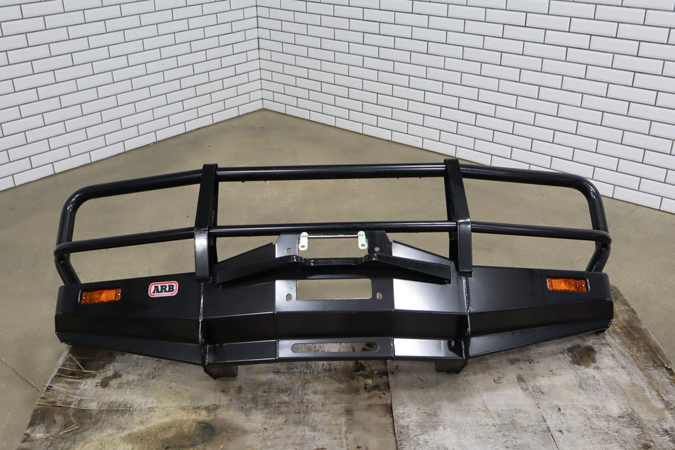 ARB 3411050 Deluxe Bull Bar Winch Bumper For 1996-1997 Lexus LX450