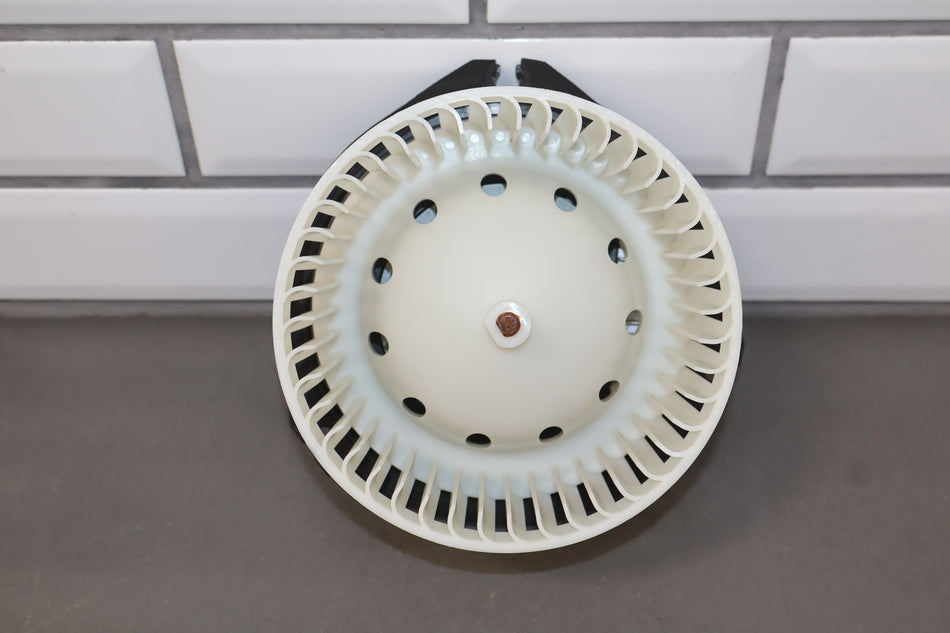 2004 Cadillac XLR- Blower Motor