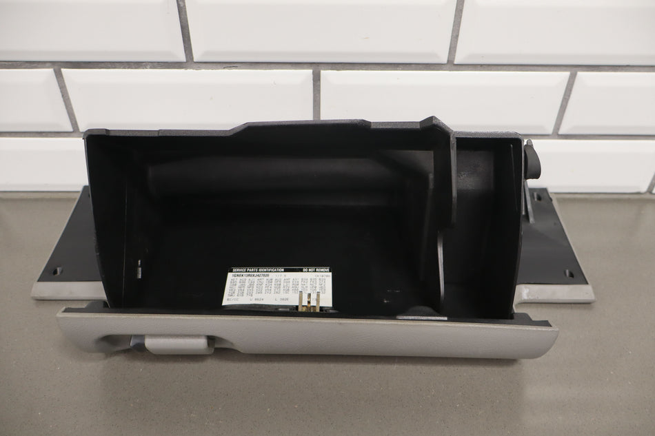 1999 Chevrolet Tahoe- Glove Box