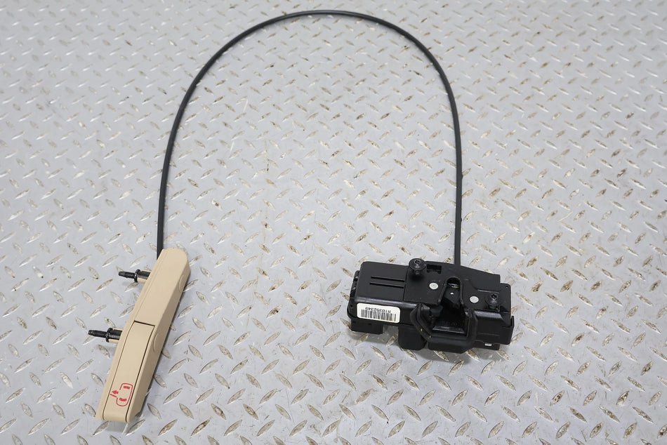 2005 Chevrolet Corvette- Right Front Door Latch