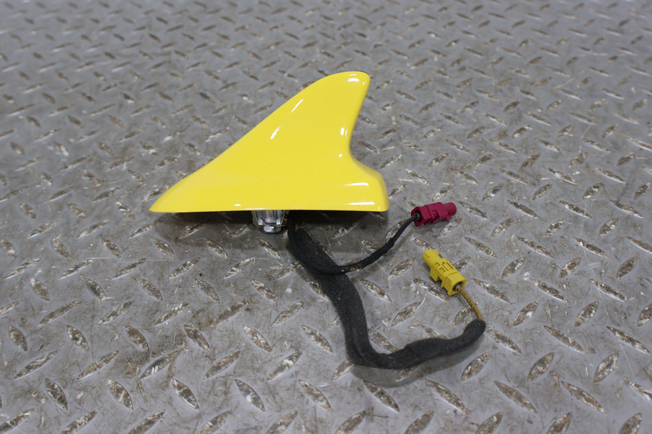 2014 Chevrolet Camaro- Antenna