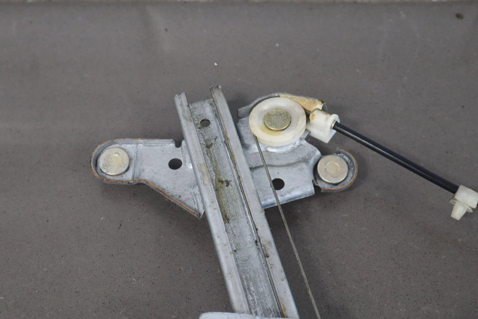 1990-1997 Mazda MX-5 Miata Right Front Door Regulator NA0158560J OEM