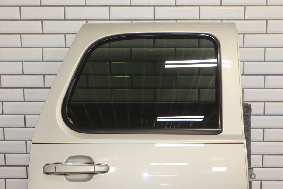 2013 Chevrolet Tahoe- Right Rear Door