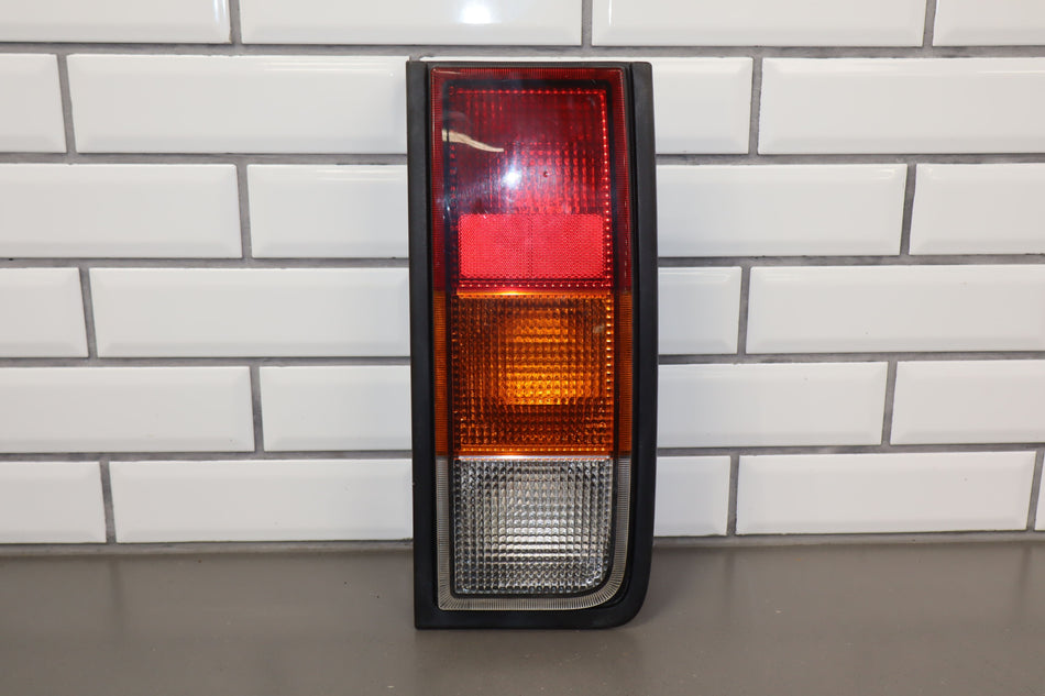 2003-2004 Hummer H2 Right Tail Light 15193459
