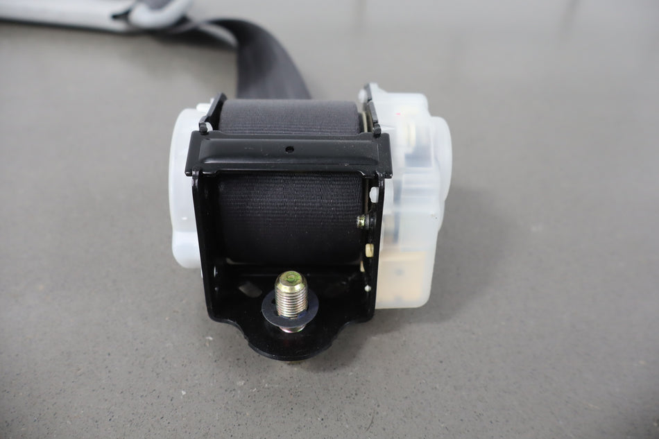 2001 Honda CR-V- Right Rear Seat belt