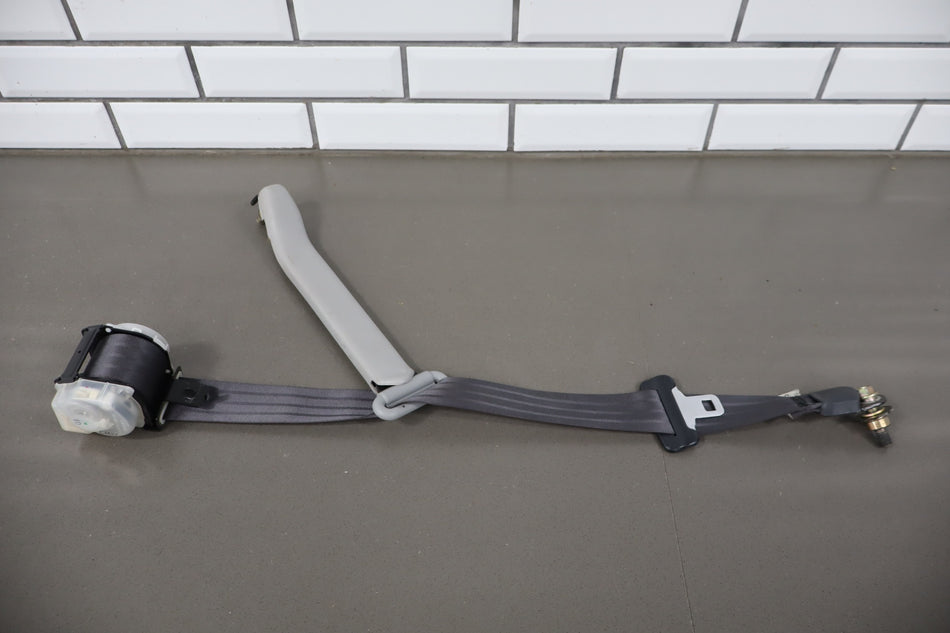 2001 Honda CR-V- Right Rear Seat belt