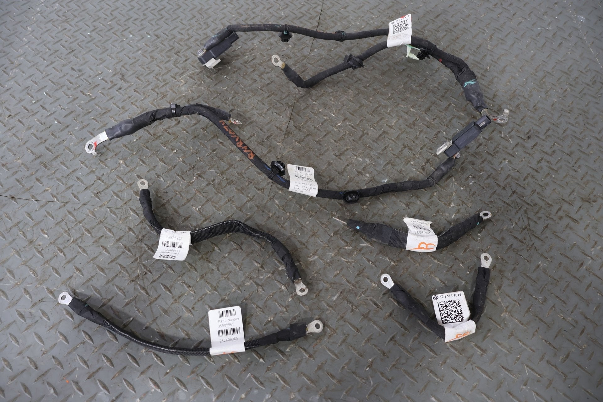 Battery Cable, 2022, Rivian, R1S