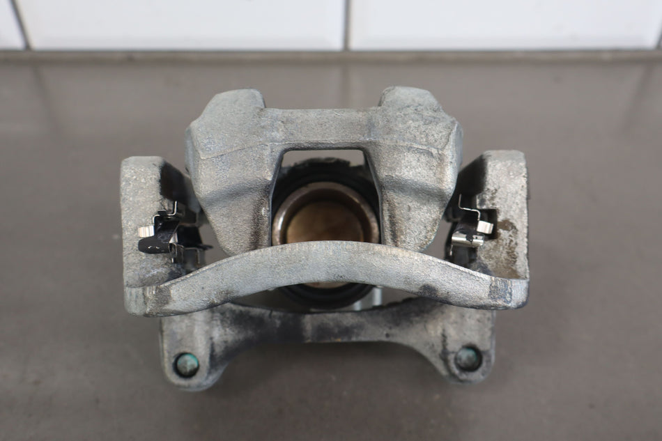 2017 Fiat 124 Spider- Caliper