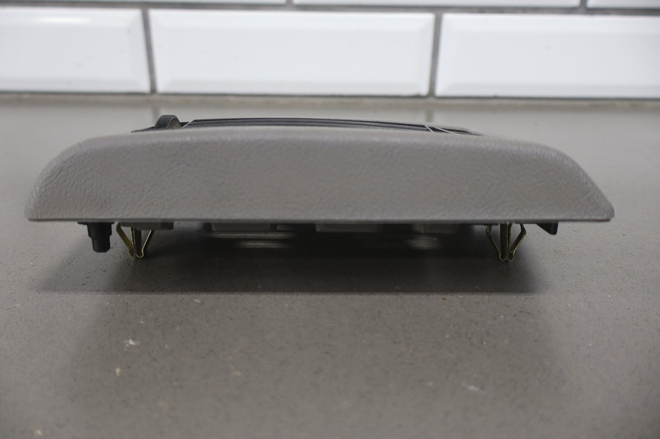 1994 Chevrolet Suburban GMT400- Right Dash Air Vent