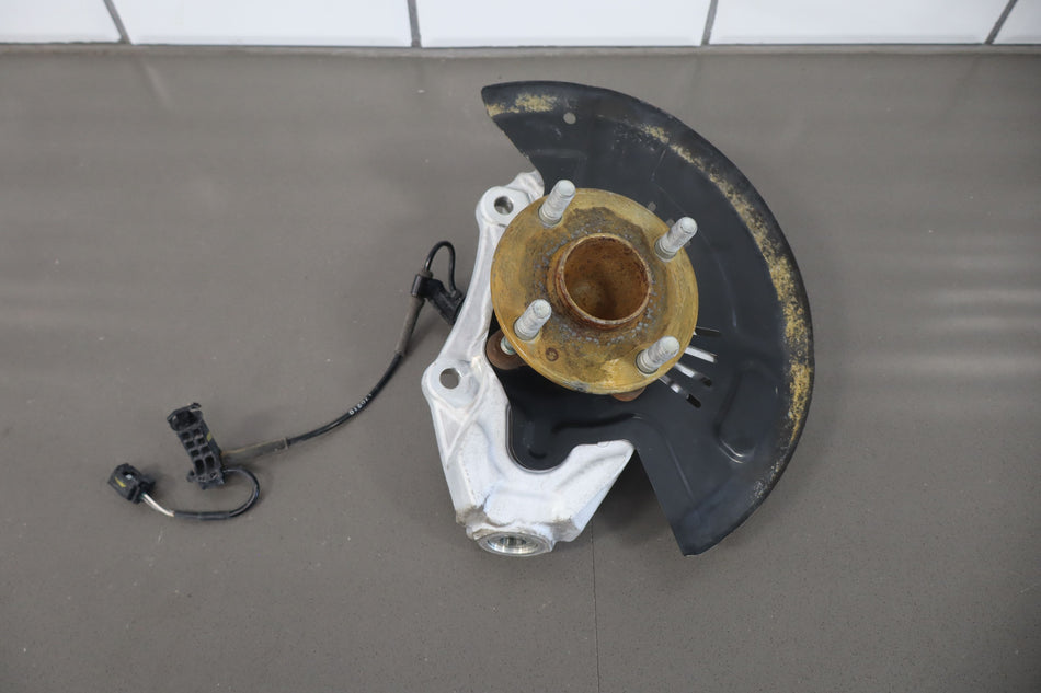2017 Fiat 124 Spider- Right Front Suspension Knee