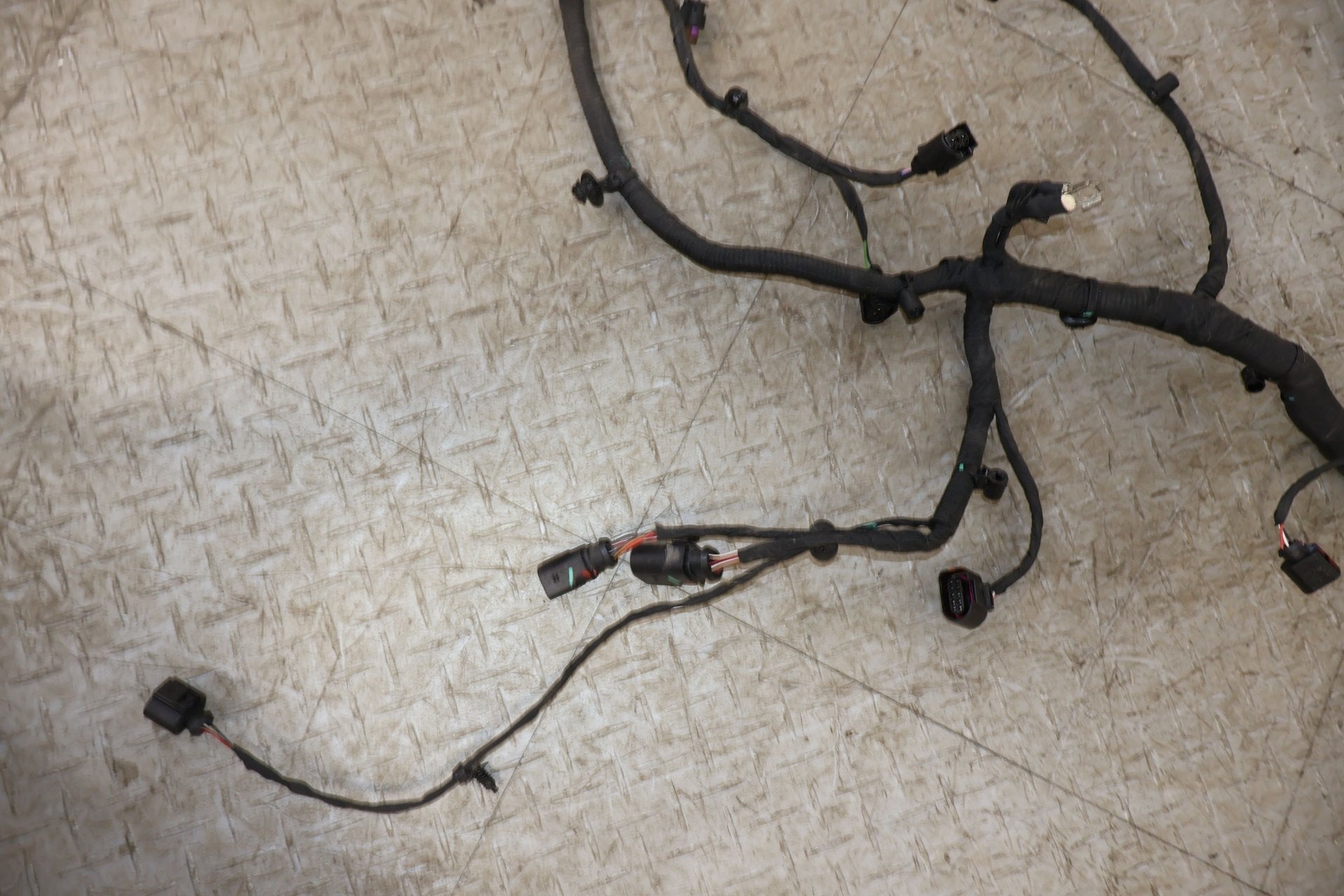 Body Wiring Harness, 2022, Rivian, R1S