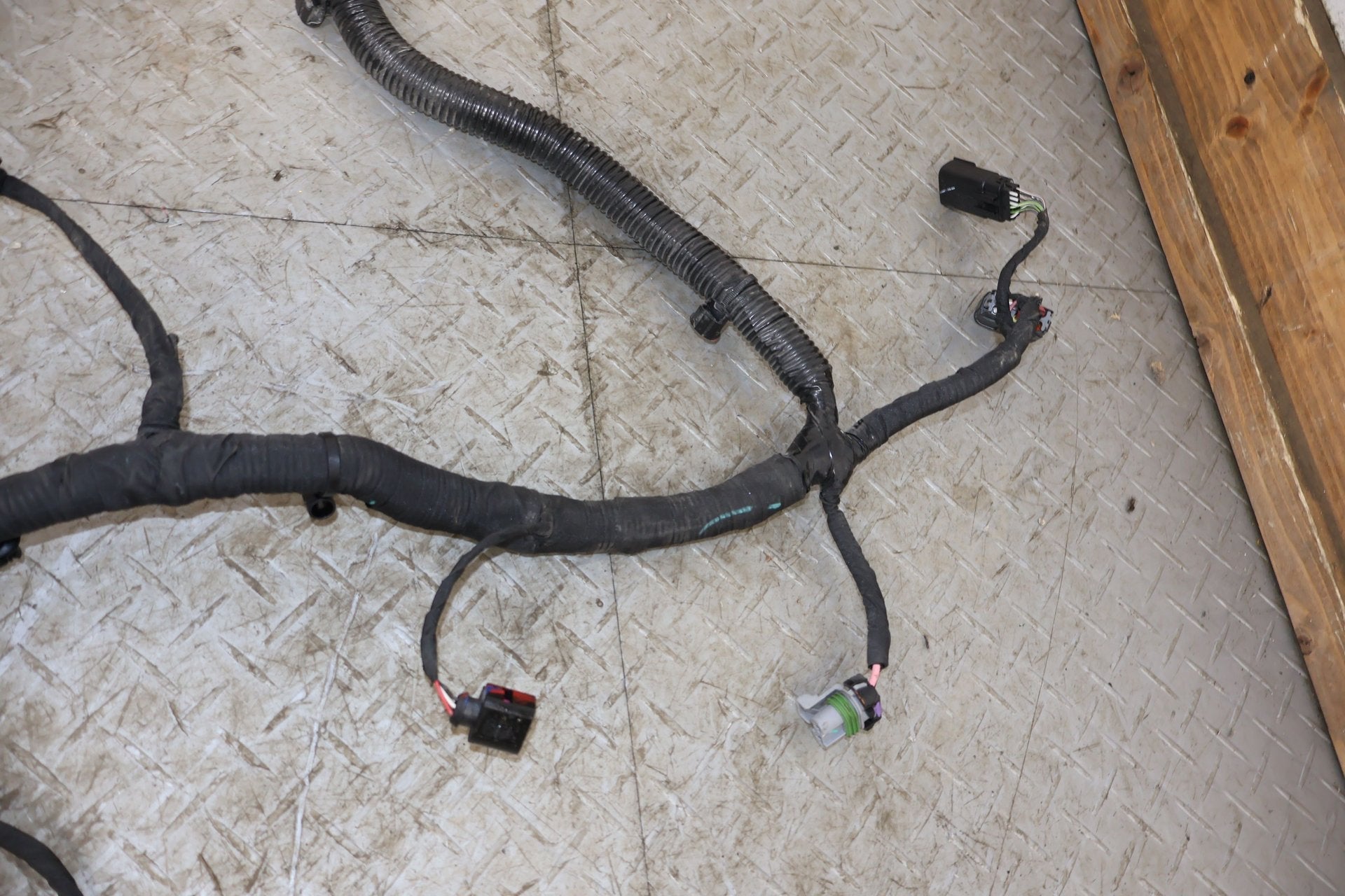 Body Wiring Harness, 2022, Rivian, R1S