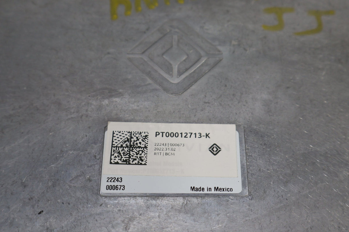 Body/Chassis Mount, 2022, Rivian, R1S