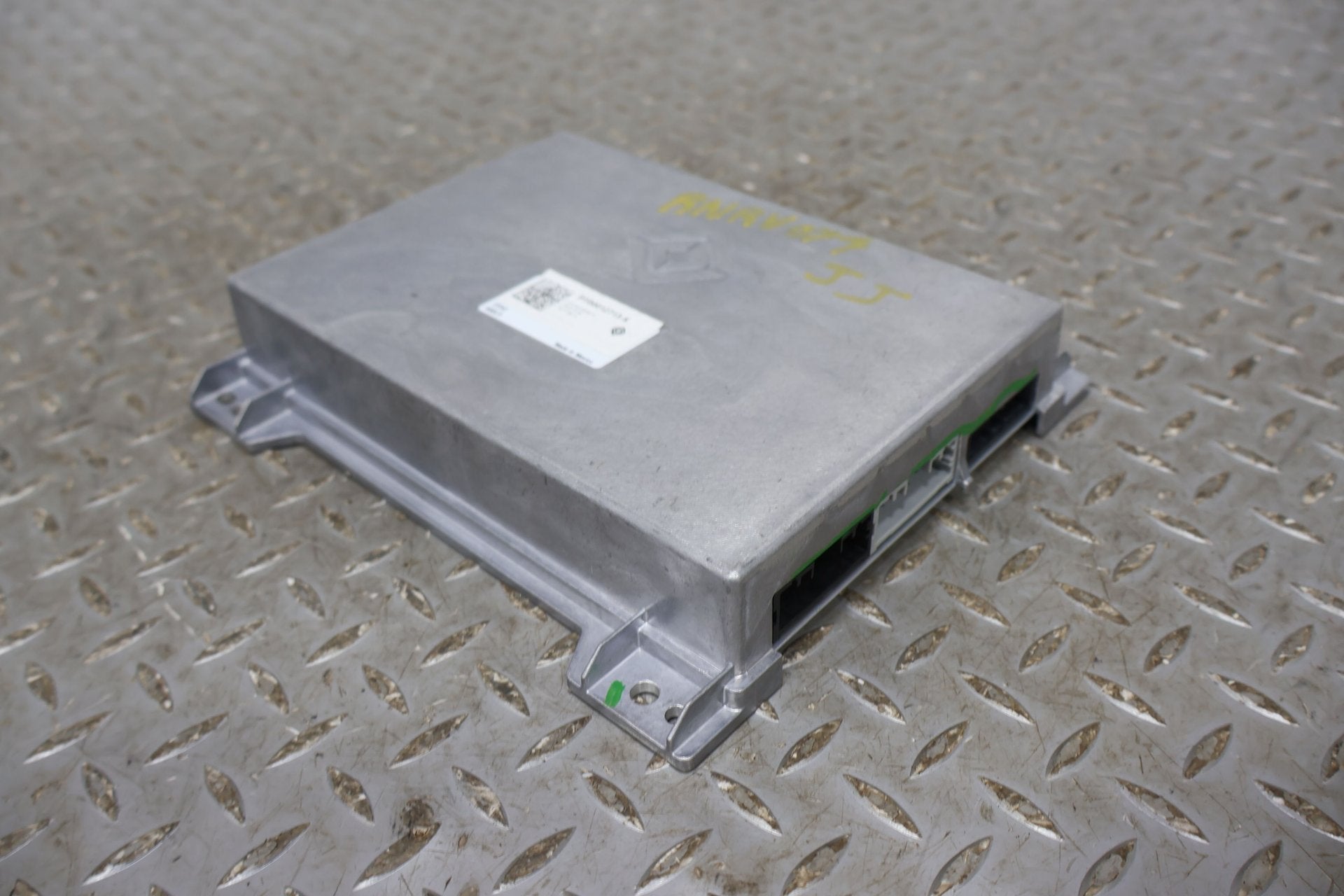 Body/Chassis Mount, 2022, Rivian, R1S