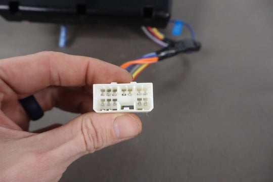 Boss Audio 611UAB Single DIN AM - FM Receiver W/Bluetooth MP3 USB