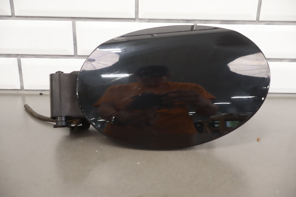 2014 Maserati Ghibli- Fuel Filler Door