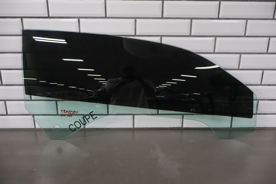 2011 Chevrolet Camaro- Right Front Door Window