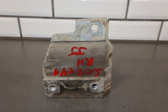 C5 Corvette 5.7L LS1 Pair of LH&RH Engine Frame Mount Brackets 10260642/10260643