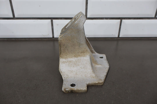 C5 Corvette 5.7L LS1 Pair of LH&RH Engine Frame Mount Brackets 10260642/10260643