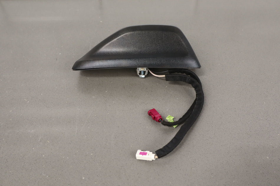 2020 Ram 3500- Antenna
