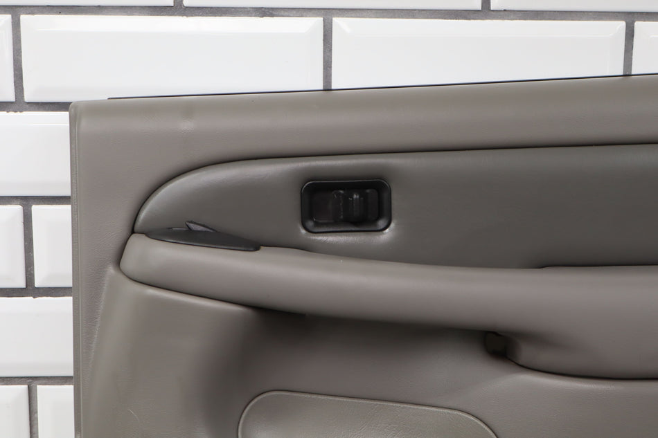 2005 GMC Yukon GMT800- Right Rear Door Trim Panel