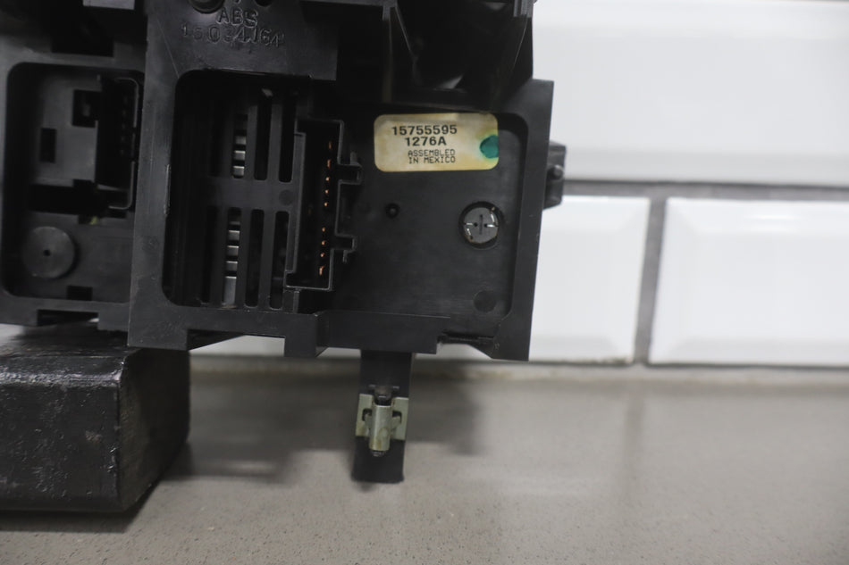 2002 Chevrolet Silverado 2500 HD GMT800- Headlight Switch