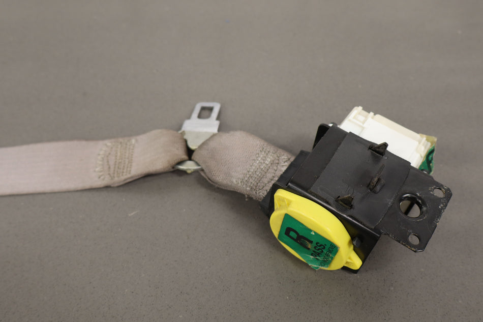 2004 Chevrolet Corvette- Front Seat Belt