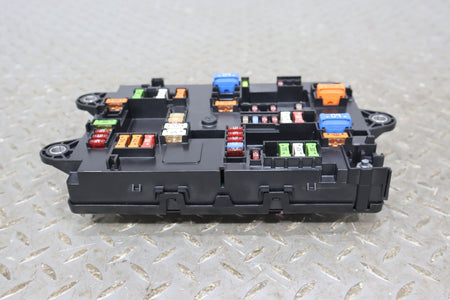 Cabin Fuse Box, 2022, Rivian, R1S