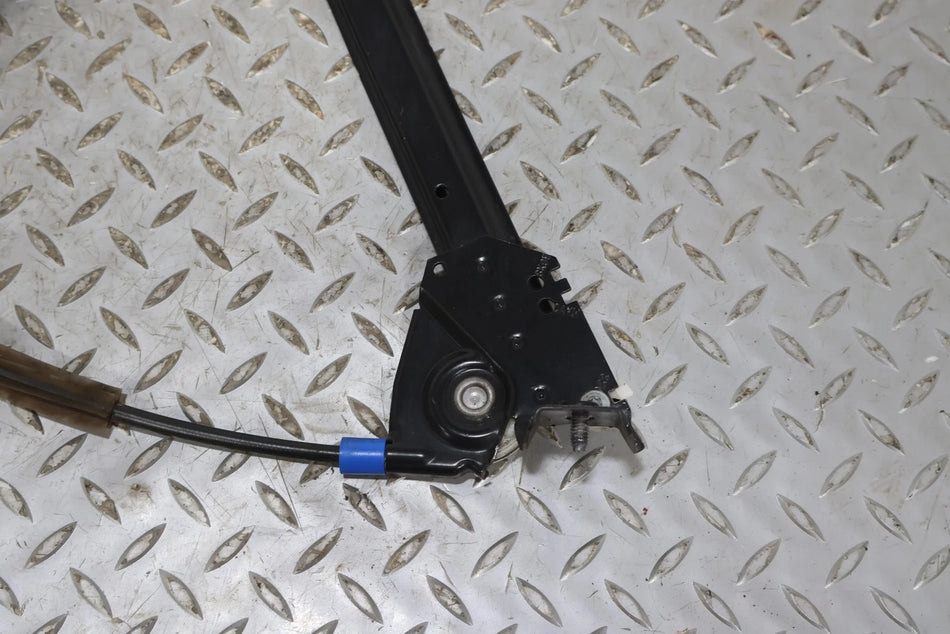 2007 Porsche 911- FRONT DOOR REGULATOR