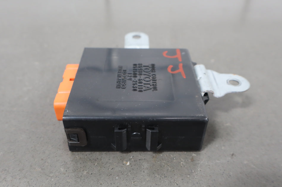 1992-1997 Toyota Land Cruiser Fj80 FZJ80 Door Control Relay 8598060110
