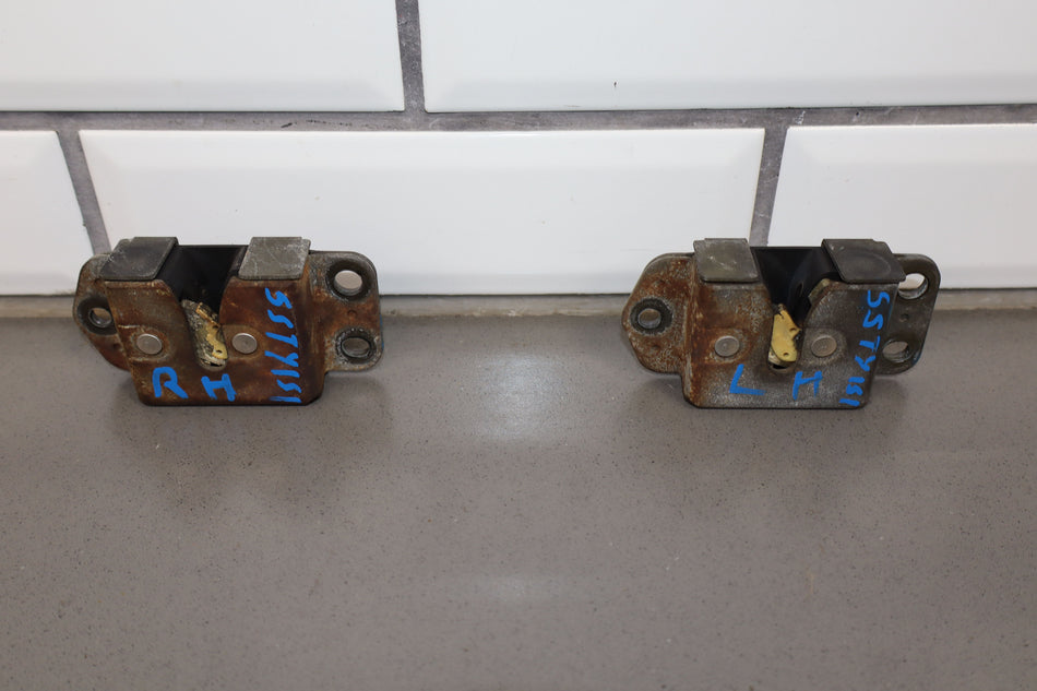91-97 Toyota Land Cruiser Pair of Lower Tail Gate Latches