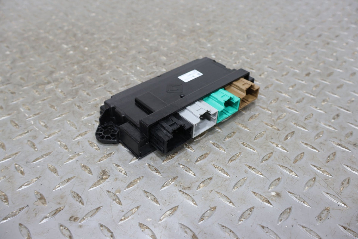 Chassis Control Module, 2022, Rivian, R1S